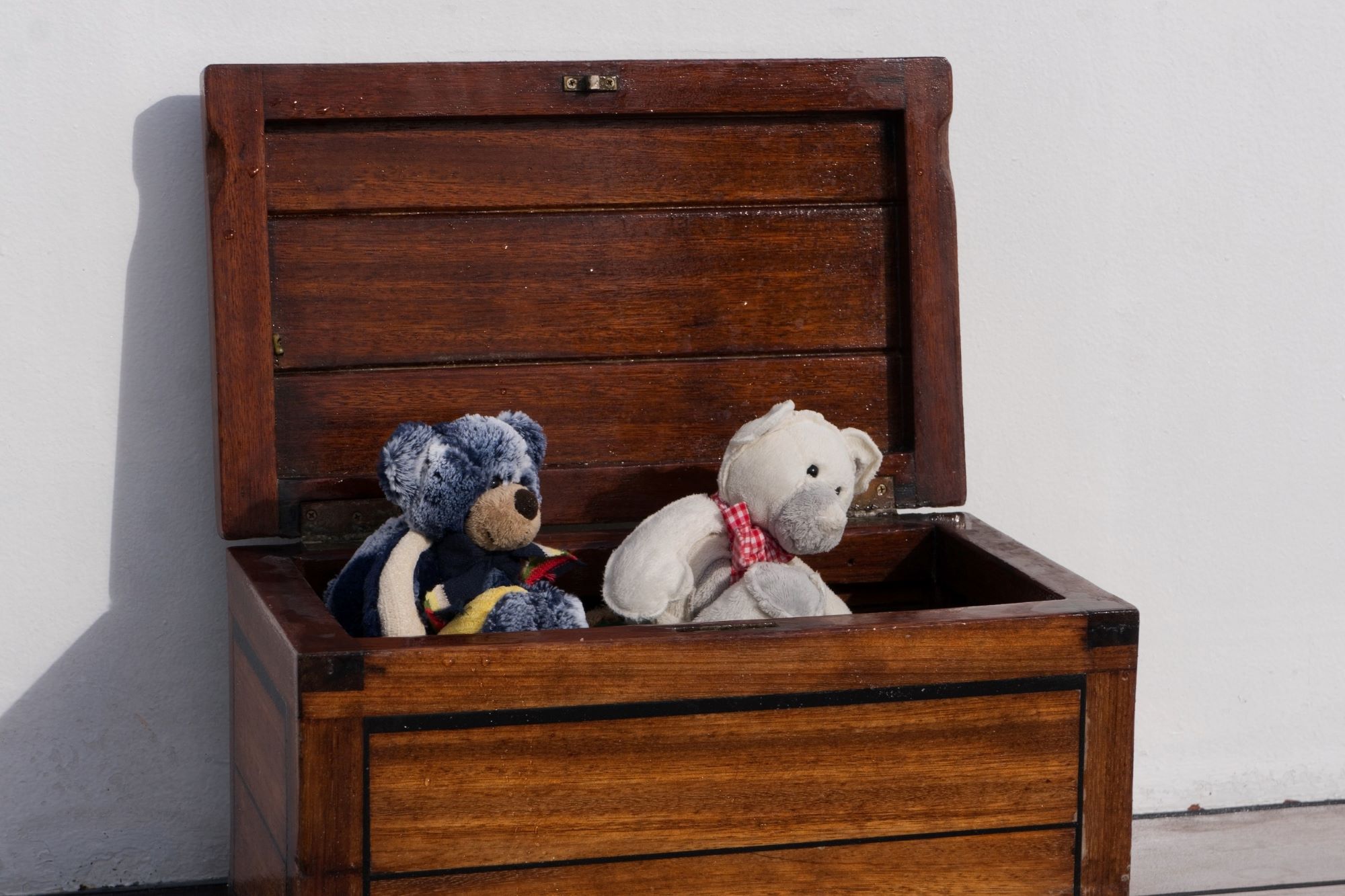 What is a Cedar Chest Amish Outlet Store
